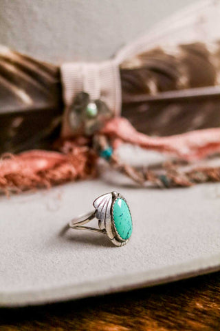 Classic Vintage Southwest Sterling Silver and Turquoise Ring