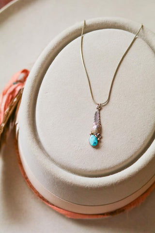 vintage southwest sterling silver and turquoise necklace